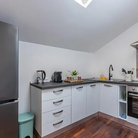 Kadi By Wonderful Italy